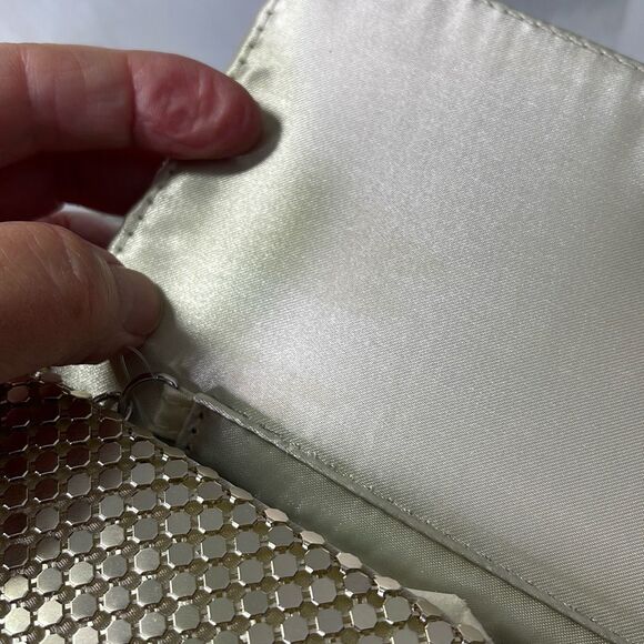 NWT Gunne Sax Jessica McClintock silver chainmail crossbody bag. - Picture 4 of 10